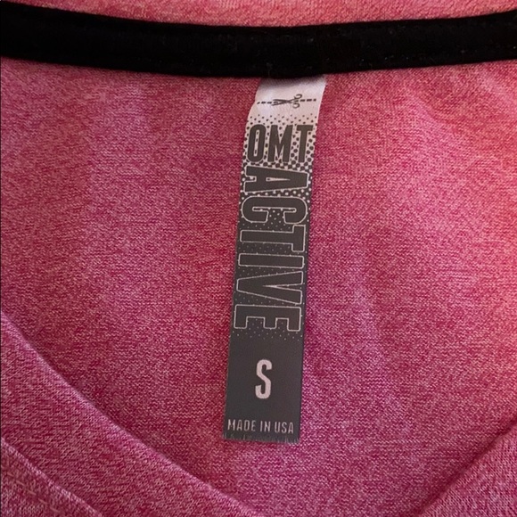 Pink workout top - Picture 2 of 2